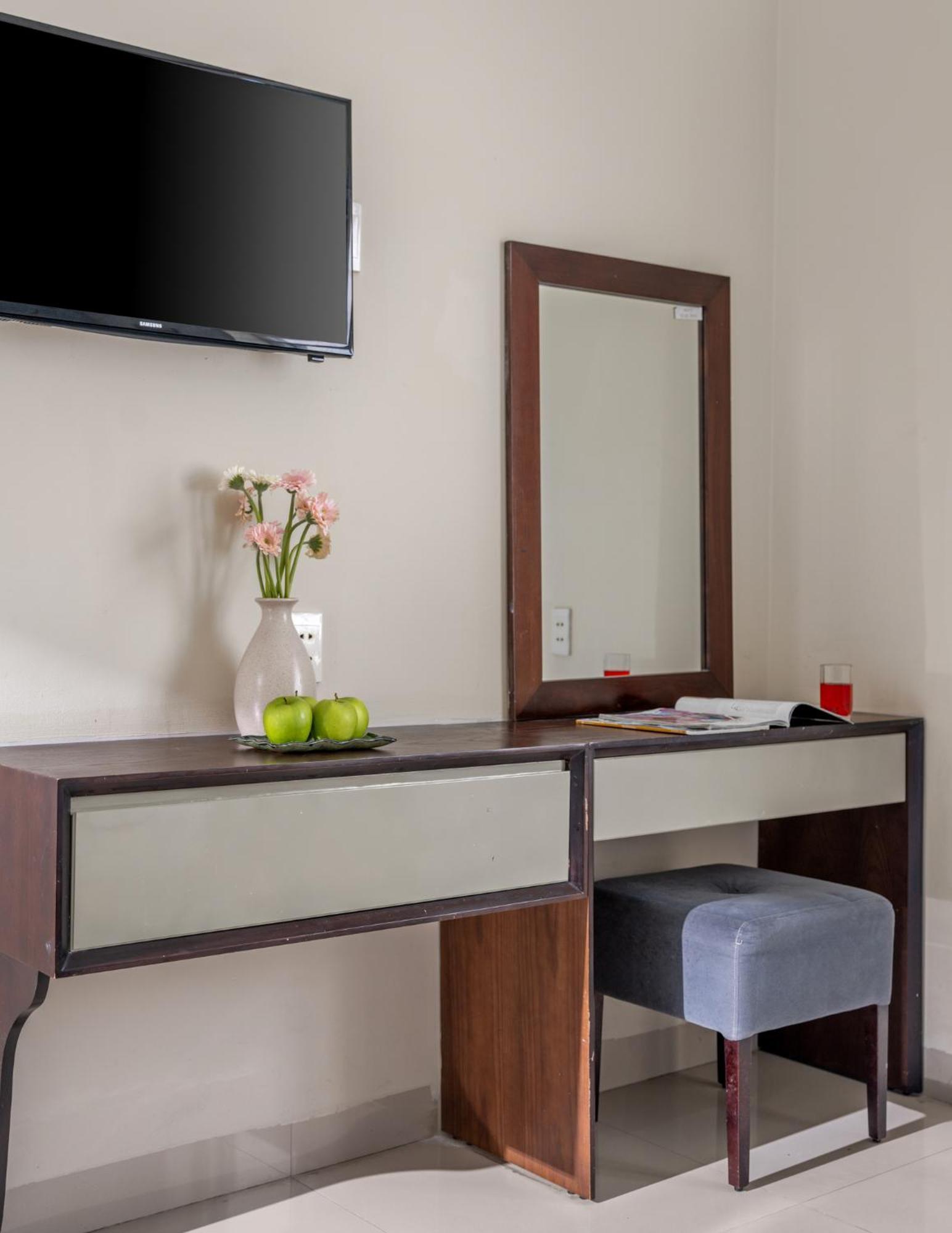 Hanoi Blue Beach Hotel Дананг Екстериор снимка