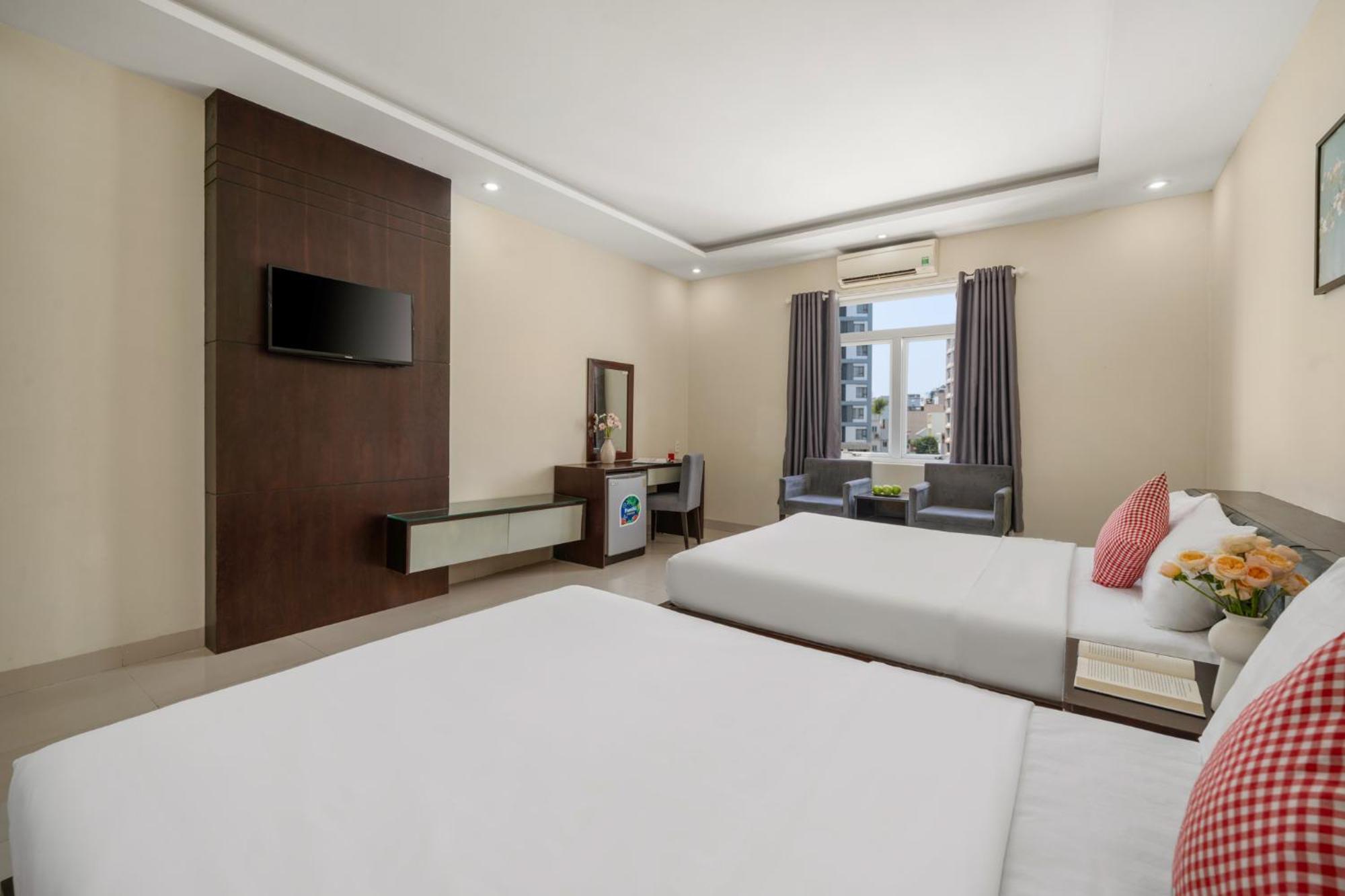 Hanoi Blue Beach Hotel Дананг Екстериор снимка